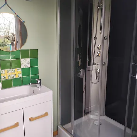 De La Vallee Du Doux キャンプ場 *